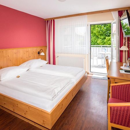 Landgasthof Linde Deggenhausertal Bagian luar foto